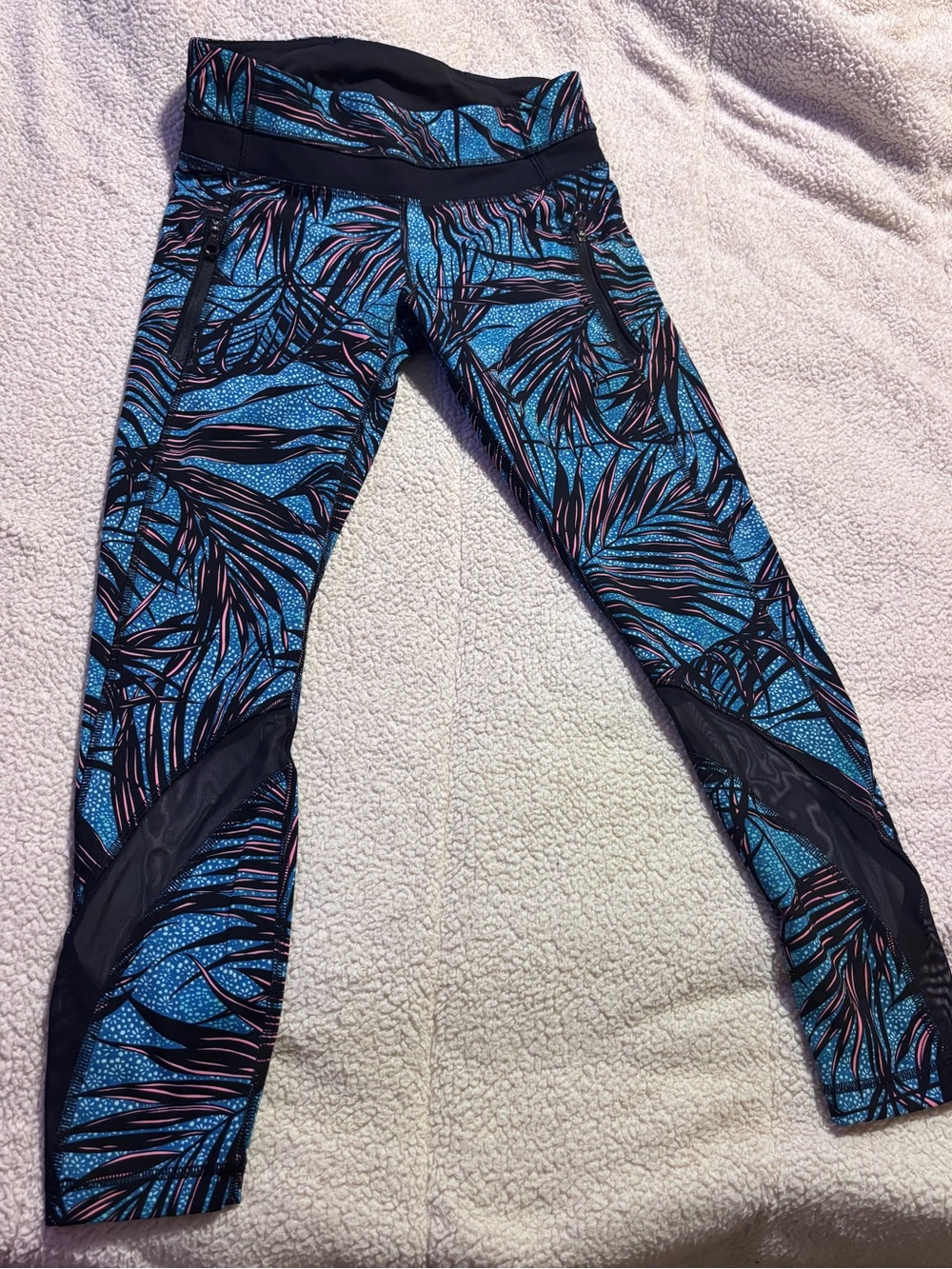lululemon athletica Blue & Black Palm Print Leggings